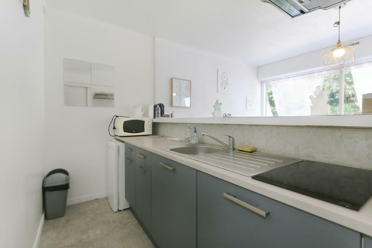 L Escapade, Wifi, Parking, Netflix, Appart 2Pers Apartment Монпелие Екстериор снимка