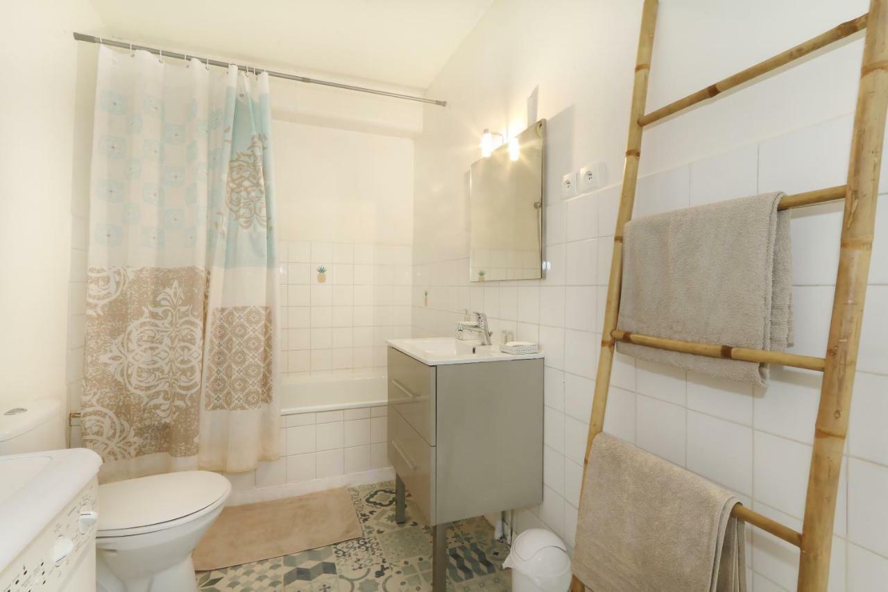 L Escapade, Wifi, Parking, Netflix, Appart 2Pers Apartment Монпелие Екстериор снимка