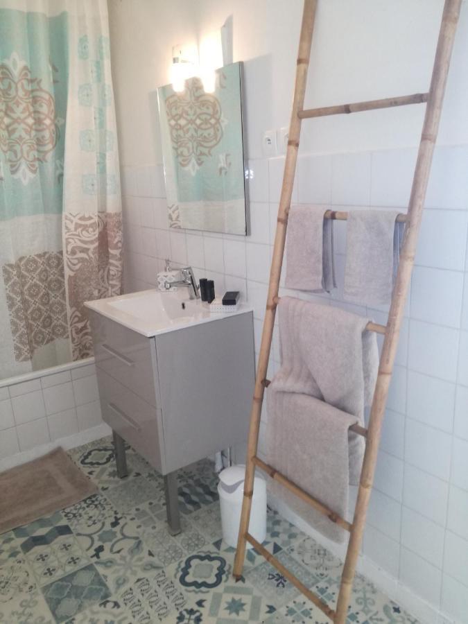 L Escapade, Wifi, Parking, Netflix, Appart 2Pers Apartment Монпелие Екстериор снимка
